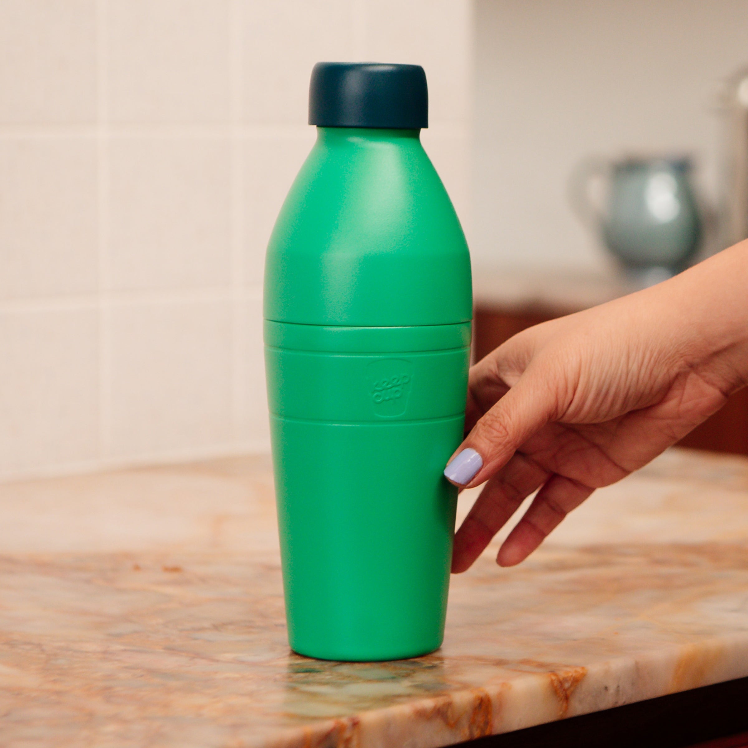 Helix Bottle - L 22oz | Emerald